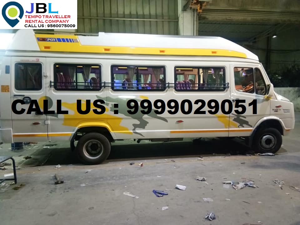 9 Seater Tempo Traveller in Ghaziabad